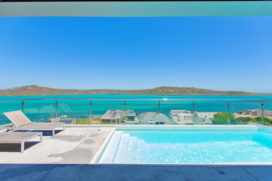 6 Bedroom Property for Sale in Myburgh Park Western Cape